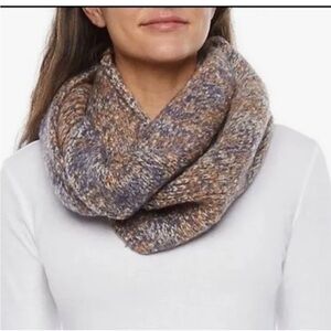 Frye and Co. Space Dyed Infinity Cold Weather Scarf- Deep Indigo NWT